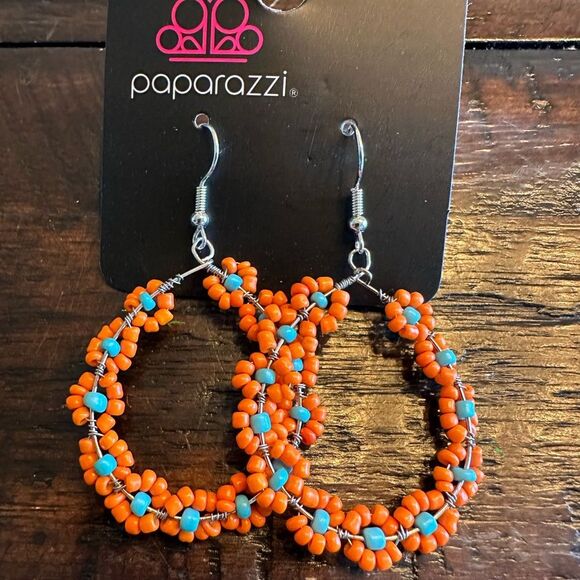 Festively Flower Child Orange Earrings (295) - Picture 3 of 3